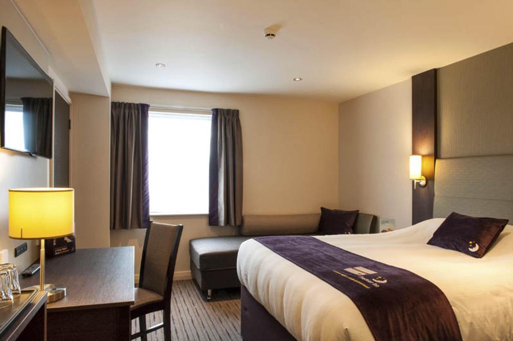 Premier Inn Aberdeen Airport - דייס מראה חיצוני תמונה