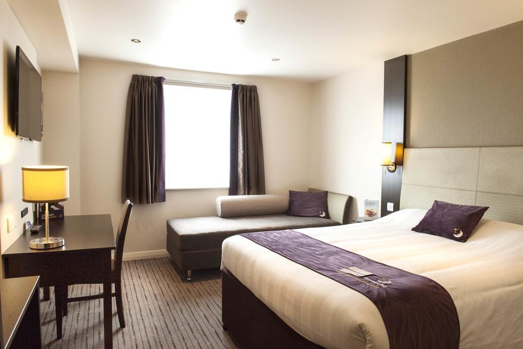 Premier Inn Aberdeen Airport - דייס חדר תמונה